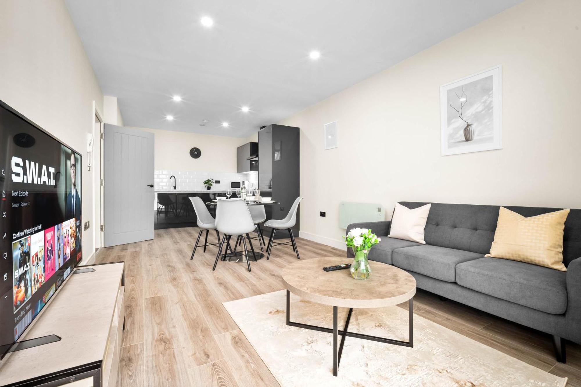 Luxury Two Bedroom - Centre - New Executive Development - Rated - Jq 6ah *