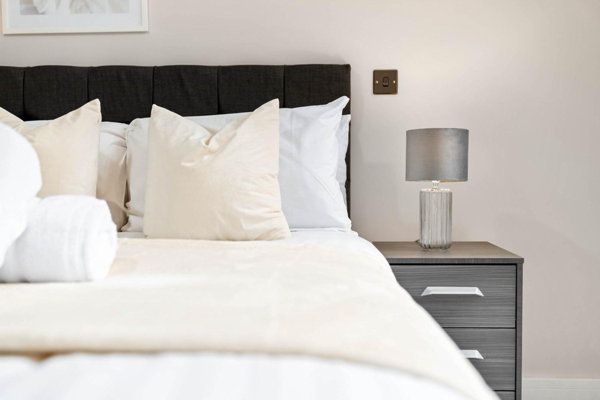 Luxury Two Bedroom - Centre - New Executive Development - Rated - Jq 6ah Appartement *
